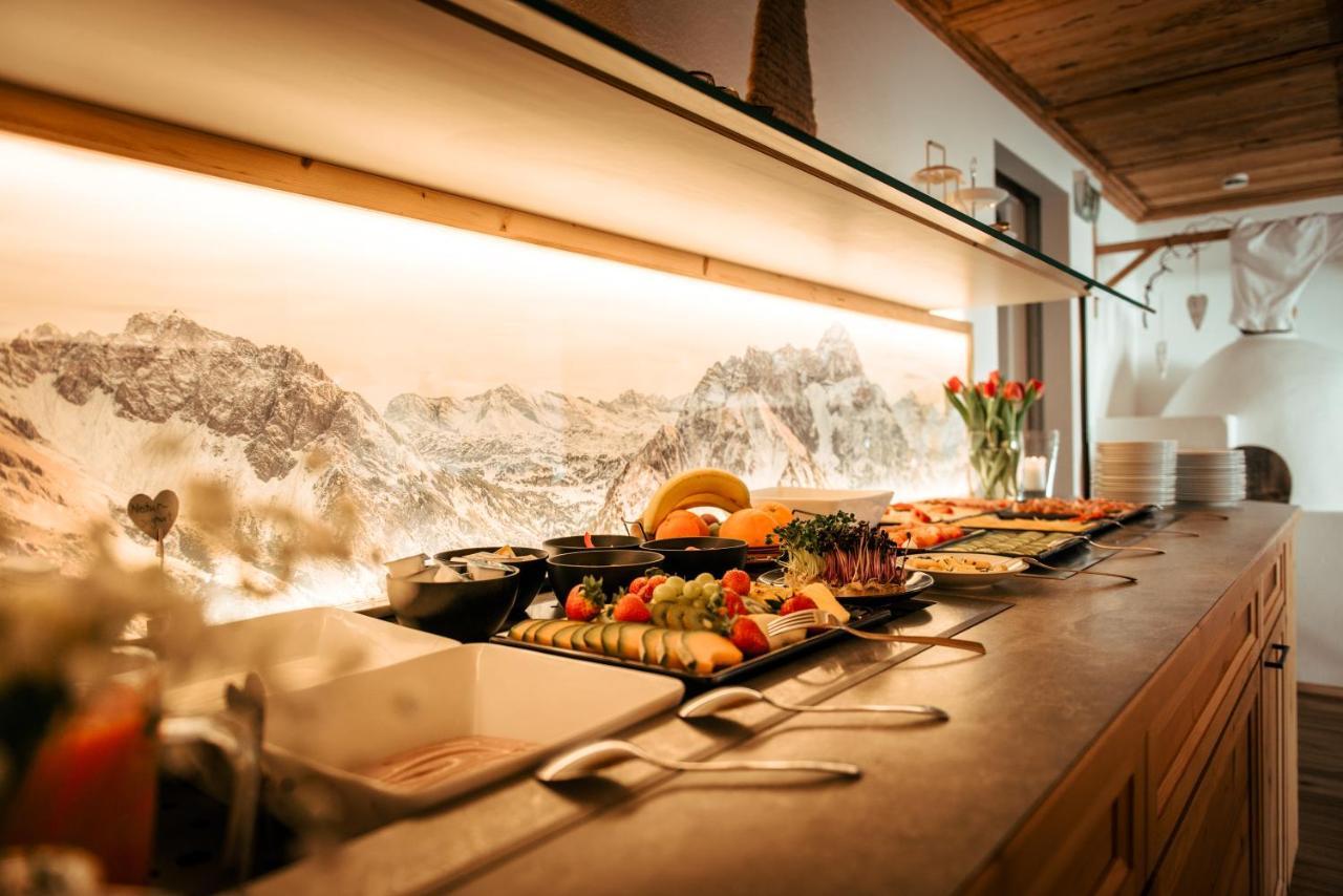 Gaestehaus Mathies Mittelberg Eksteriør bilde