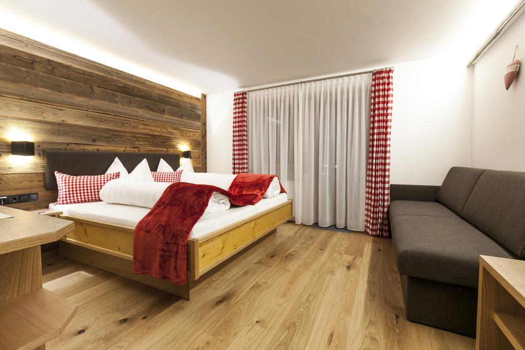 Gaestehaus Mathies Mittelberg Rom bilde
